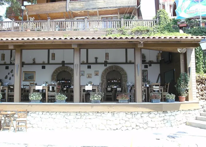 Guest house Emona 2*